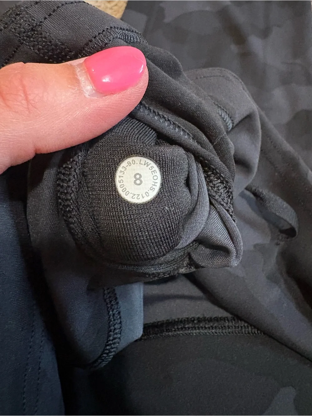 Lululemon Wunder train high rise tight black camo women’s size 8 25”
